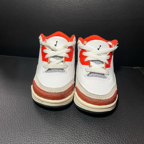 **Jordan 3 Reimagined White Cement (Size 4C) - Toddler Edition** - Picture 2 of 9